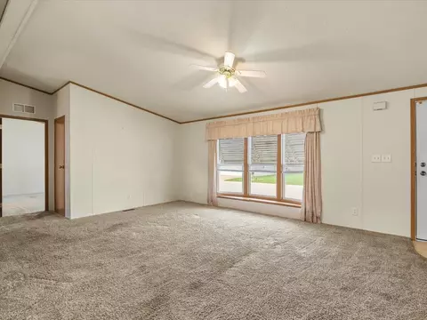2134 Iris Ave, Belvidere, IL 61008 photo 6