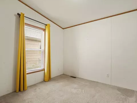 Bedroom - 2134 Iris Ave, Belvidere, IL 61008 photo 5 of 6
