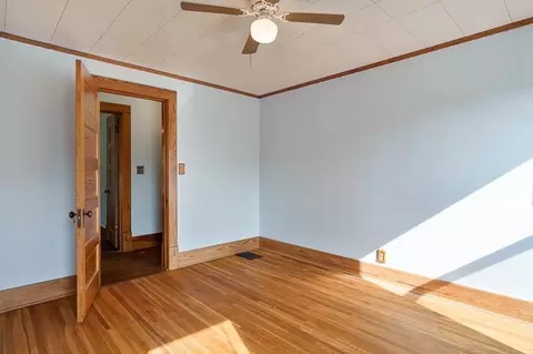 Bedroom - 1124 S State Ave, Freeport, IL 61032 photo 5 of 9