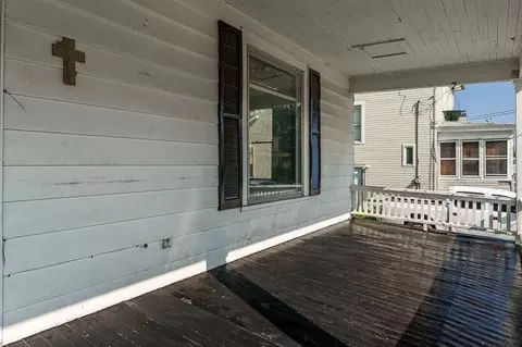 Exterior - 1124 S State Ave, Freeport, IL 61032 photo 2 of 6
