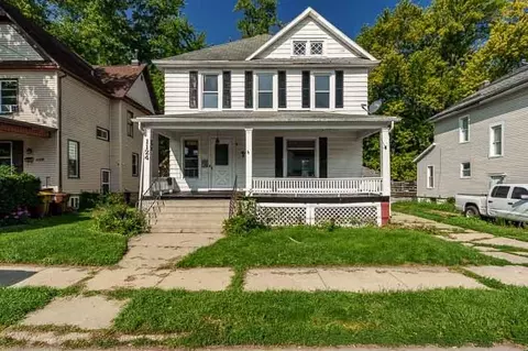 Exterior - 1124 S State Ave, Freeport, IL 61032 photo 1 of 6