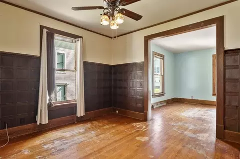 Living - 1124 S State Ave, Freeport, IL 61032 photo 4 of 4