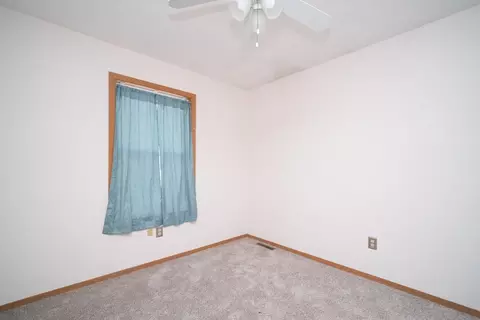 Bedroom - 623 Valley View Dr, Pecatonica, IL 61063 photo 6 of 11