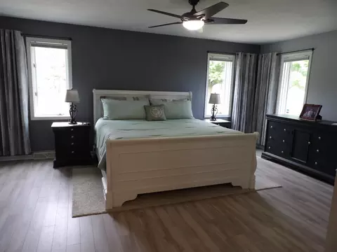 Bedroom - 538 Sandra Cir, Freeport, IL 61032 photo 2 of 8