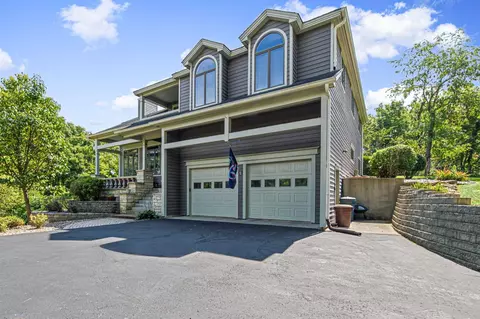 Exterior - 44 E Point Dr, Galena, IL 61036 photo 7 of 11