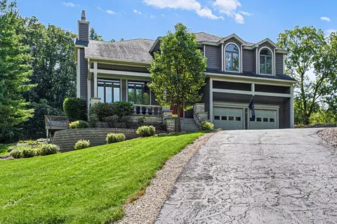 Exterior - 44 E Point Dr, Galena, IL 61036 photo 3 of 11