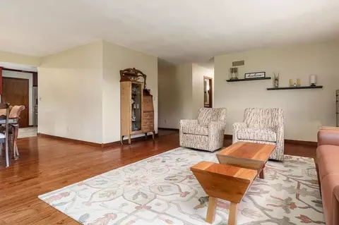 Living - 12632 N Gate Rd, Roscoe, IL 61073 photo 3 of 4