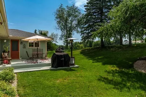 Exterior - 12632 N Gate Rd, Roscoe, IL 61073 photo 6 of 10
