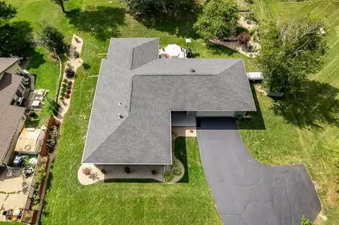 View/Area - 12632 N Gate Rd, Roscoe, IL 61073 photo 3 of 10