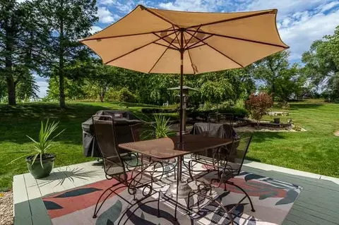 Exterior - 12632 N Gate Rd, Roscoe, IL 61073 photo 8 of 10