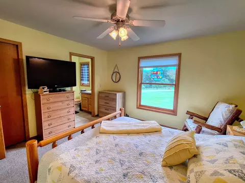 Bedroom - 4-23 R Grandview, Lanark, IL 61046 photo 2 of 6