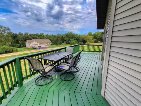 Exterior - 4-23 R Grandview, Lanark, IL 61046 photo 7 of 11