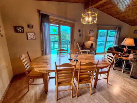 Dining - 4-23 R Grandview, Lanark, IL 61046 photo 2 of 2