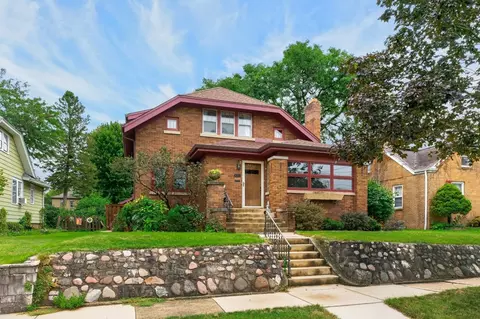 421 Welty Ave, Rockford, IL 61107