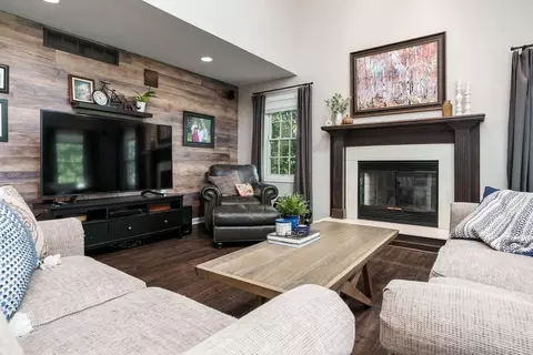 Living - 4398 Falcon Dr, Byron, IL 61010 photo 3 of 5