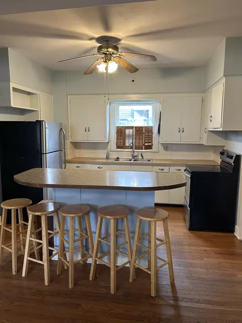 Kitchen - 203 E Jefferson St, Freeport, IL 61032 photo 2 of 3