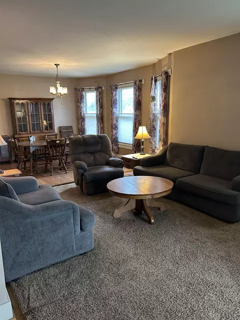 Living - 203 E Jefferson St, Freeport, IL 61032 photo 2 of 3