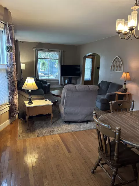 Living - 203 E Jefferson St, Freeport, IL 61032 photo 3 of 3