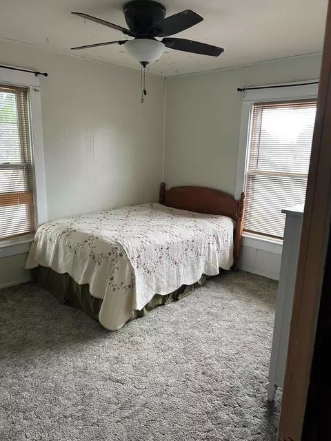 Bedroom - 203 E Jefferson St, Freeport, IL 61032 photo 5 of 6