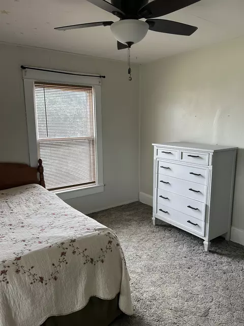 Bedroom - 203 E Jefferson St, Freeport, IL 61032 photo 6 of 6