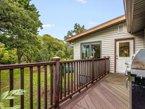 Exterior - 7380 Kinnikinnick Dr, Roscoe, IL 61073 photo 6 of 13