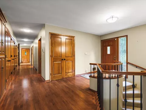 Entry Way - 7380 Kinnikinnick Dr, Roscoe, IL 61073 photo 3 of 5