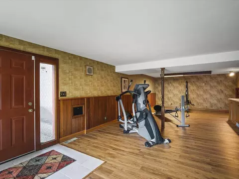 Entry Way - 7380 Kinnikinnick Dr, Roscoe, IL 61073 photo 4 of 5
