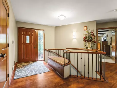 Entry Way - 7380 Kinnikinnick Dr, Roscoe, IL 61073 photo 2 of 5