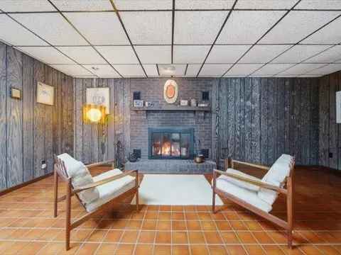Living - 1024 Eustace, Dixon, IL 61021 photo 6 of 6