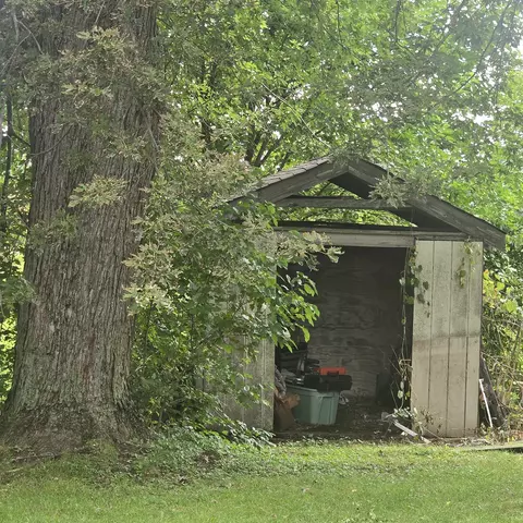 Exterior - 12096 Saunders Rd, Pecatonica, IL 61063 photo 12 of 12