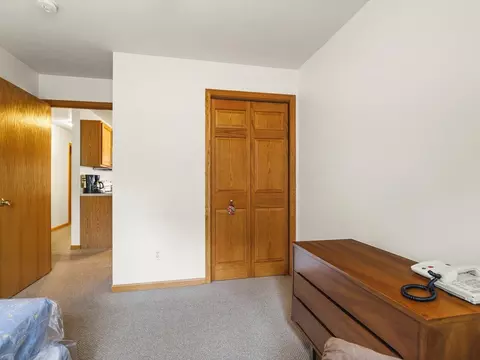 Bedroom - 5632 Andrews Dr, Roscoe, IL 61073 photo 5 of 5