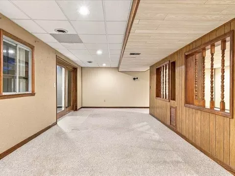 Other - 1113 Beech Dr, Dixon, IL 61021 photo 5 of 9