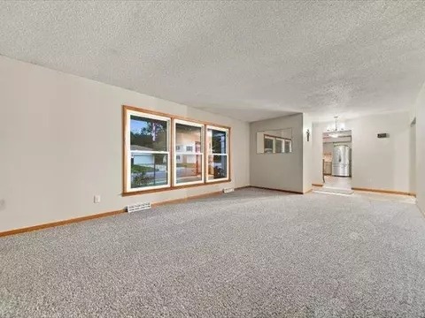 Living - 1113 Beech Dr, Dixon, IL 61021 photo 1 of 6