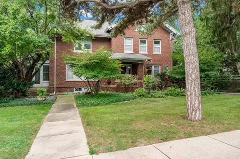 726 John St, Rockford, IL 61103