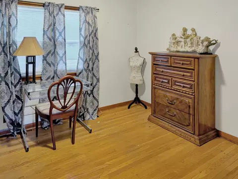Bedroom - 1414 Nan St, Dixon, IL 61021 photo 2 of 2