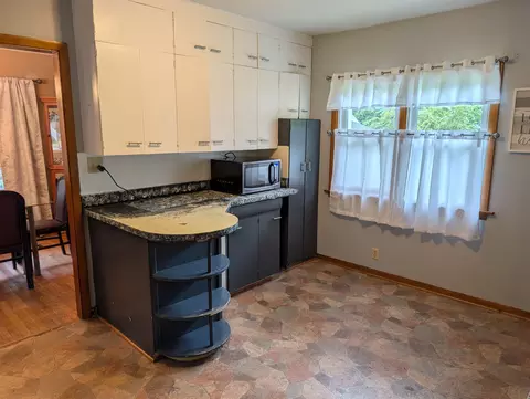Kitchen - 1414 Nan St, Dixon, IL 61021 photo 1 of 4