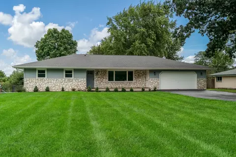 6949 Spring Brook Rd, Rockford, IL 61114