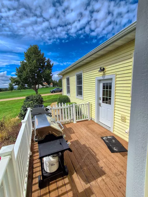 Exterior - 23-37 Broadview, Lanark, IL 61046 photo 4 of 14