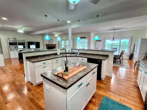 Kitchen - 23-37 Broadview, Lanark, IL 61046 photo 4 of 5