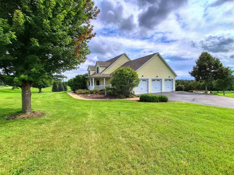 Exterior - 23-37 Broadview, Lanark, IL 61046 photo 11 of 14
