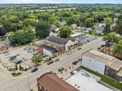 Exterior - 520 Main St, Pecatonica, IL 61063 photo 4 of 7