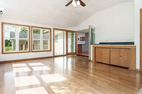 Living - 8731 Elevator Rd, Roscoe, IL 61073 photo 8 of 8