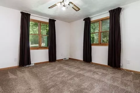 Bedroom - 8731 Elevator Rd, Roscoe, IL 61073 photo 1 of 10