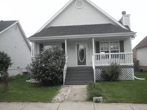 713 W Prospect Ave, Kirkland, IL 60146