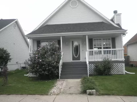 713 W Prospect Ave, Kirkland, IL 60146