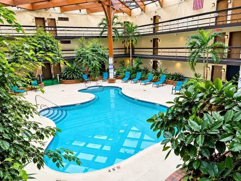 2929 Sunnyside Apt 223b Dr, Rockford, IL 61114