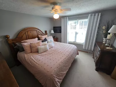 Bedroom - 8 A137 Revere Ct, Apple River, IL 61001 photo 2 of 5