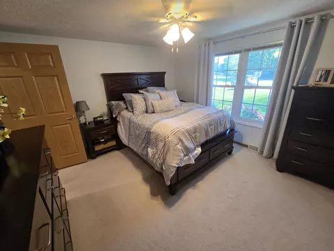 Bedroom - 8 A137 Revere Ct, Apple River, IL 61001 photo 3 of 5