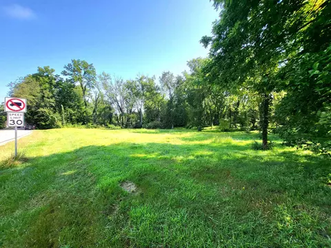 10313 Ventura Blvd, Machesney Park, IL 61115