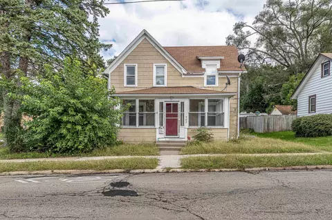 902 18th St, Rockford, IL 61104